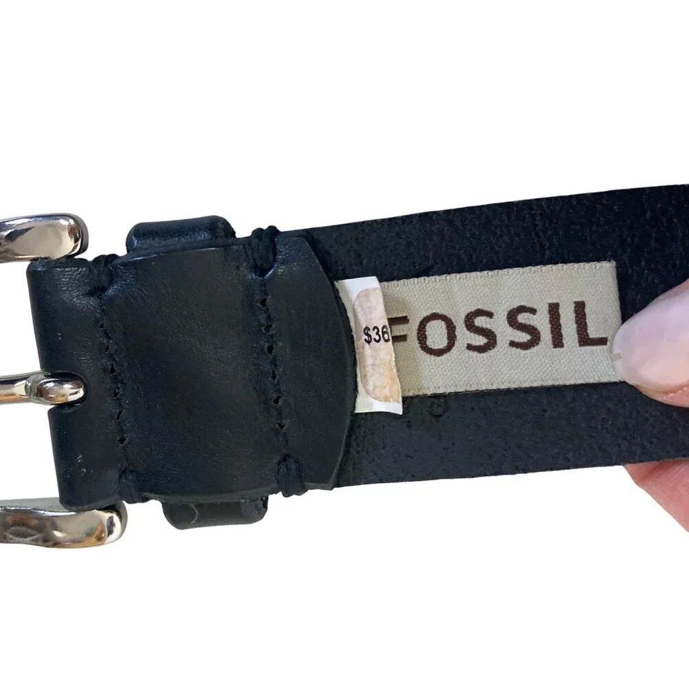 Fossil Mens Black Genuine Leather Belt Size 44 Silver Tone Buckle